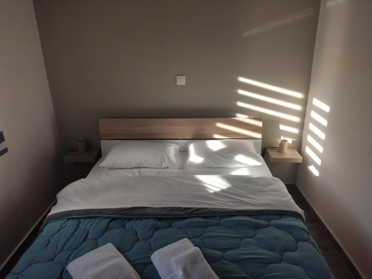 V&E'S Apartments Pigadhia  Екстер'єр фото