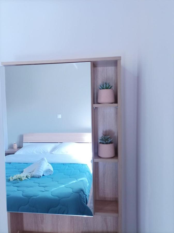 V&E'S Apartments Pigadhia  Екстер'єр фото
