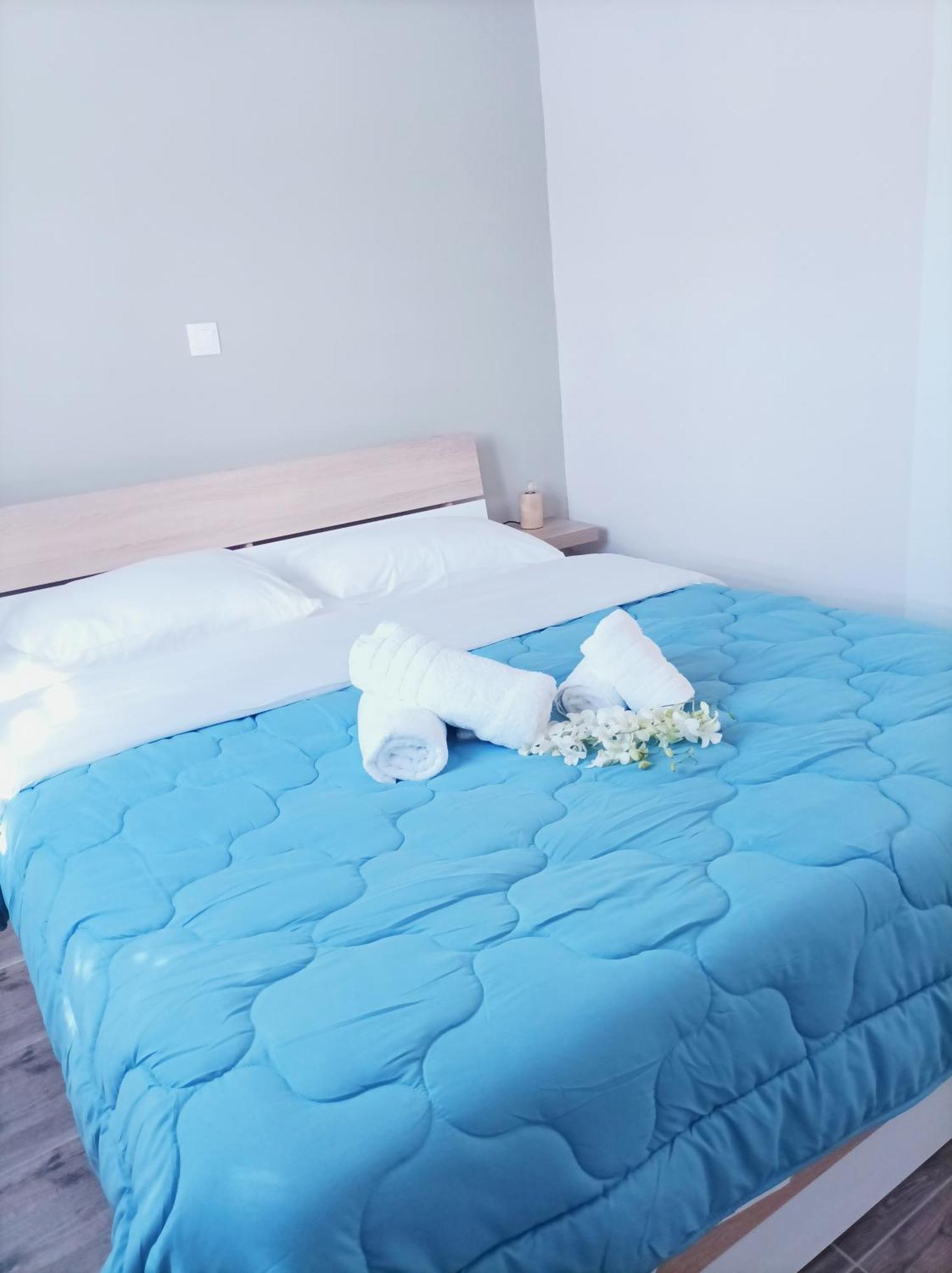 V&E'S Apartments Pigadhia  Екстер'єр фото