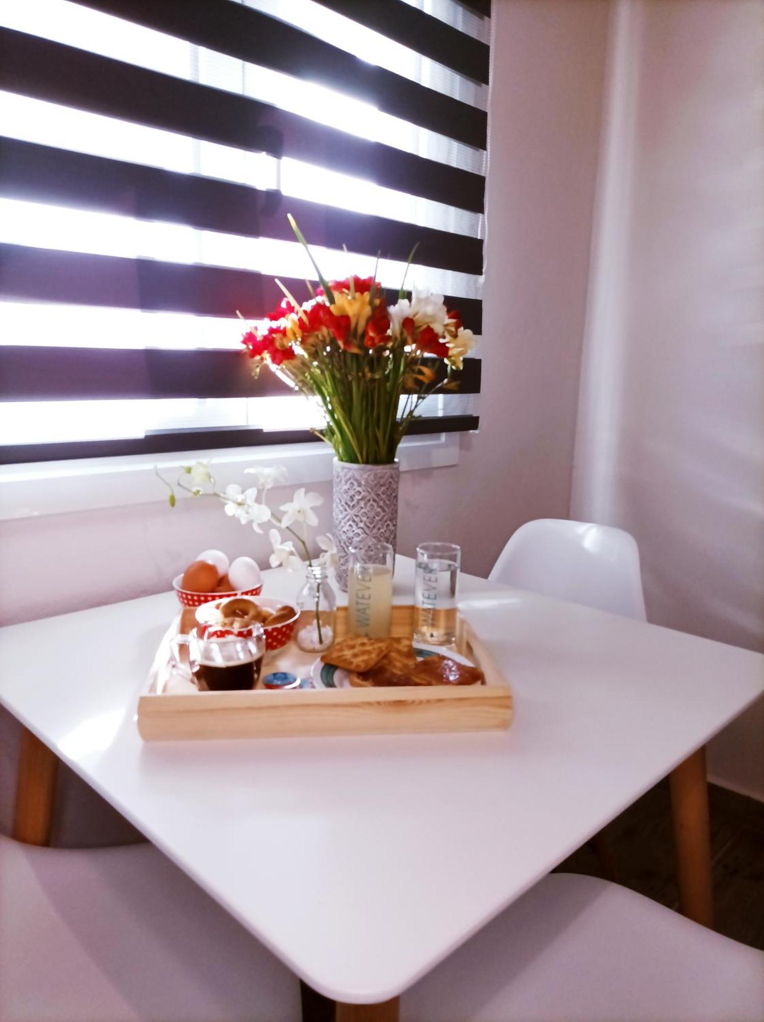 V&E'S Apartments Pigadhia  Екстер'єр фото