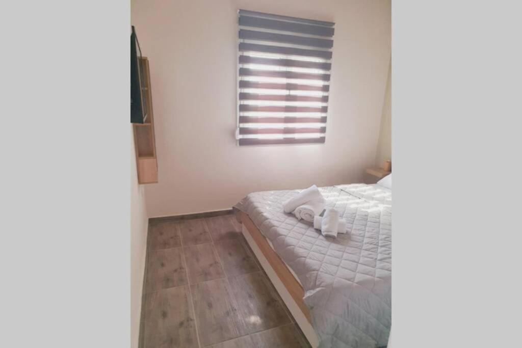 V&E'S Apartments Pigadhia  Екстер'єр фото